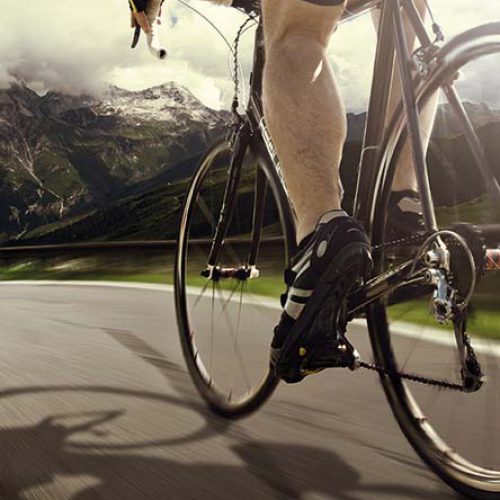 Bicycle Rail® – das nachhaltige Schutzsystem für alle naturnahen Strecken und Wege. Bicycle Rail® wird mit 3- oder 2-Holm-Lösungen produziert.